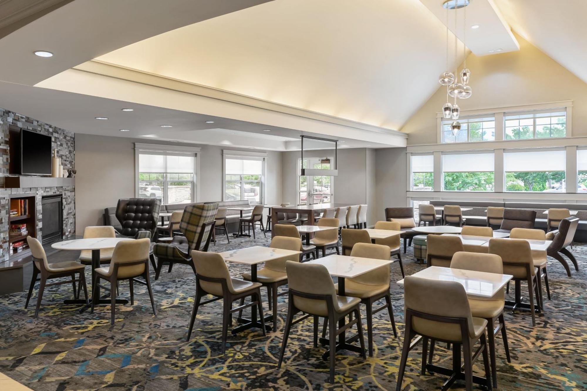 Residence Inn By Marriott Madison West/Middleton Exteriör bild