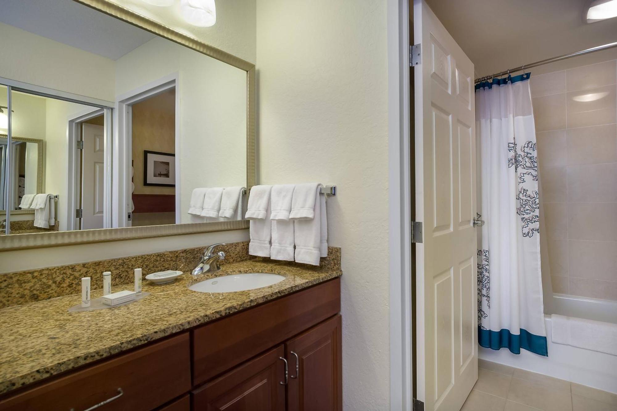 Residence Inn By Marriott Madison West/Middleton Exteriör bild